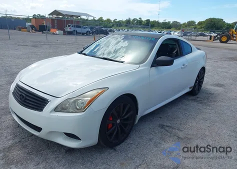 2008 Infiniti G37 Journey z USA, uszkodzony, nr VIN JNKCV64E28M131134